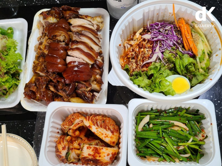Nhà hàng Maru Jokbal – Chân giò và thịt luộc kiểu Hàn