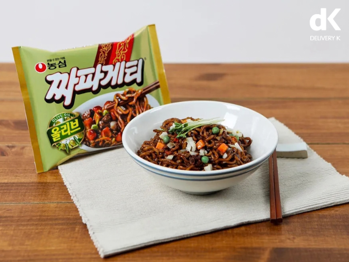 Mì Chapagetti (짜파게티) – mì tương đen chuẩn vị